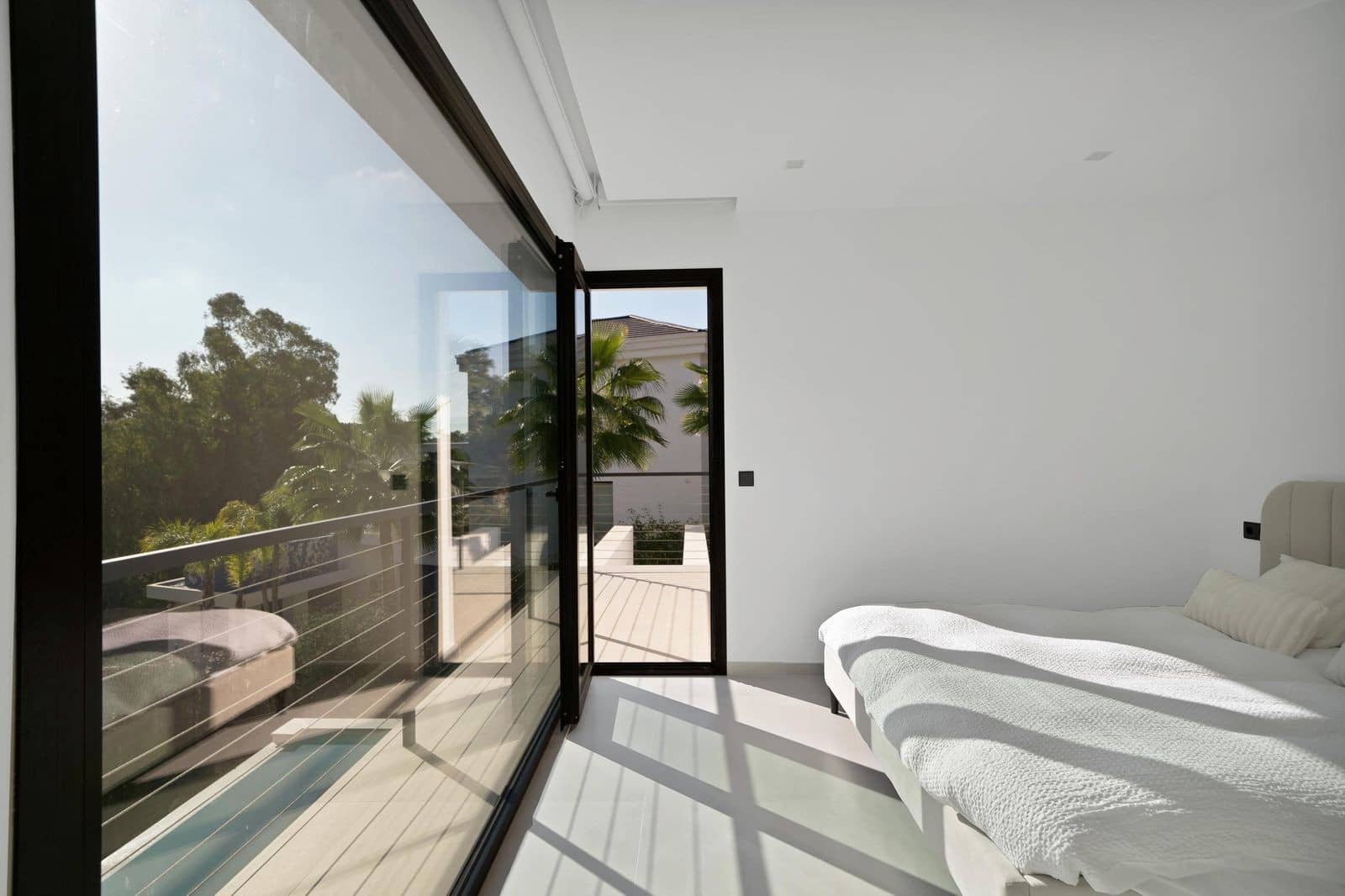 4 sovrum Villa till salu i La Quinta med pool garage - 3 500 000 € (Ref: 9875986)