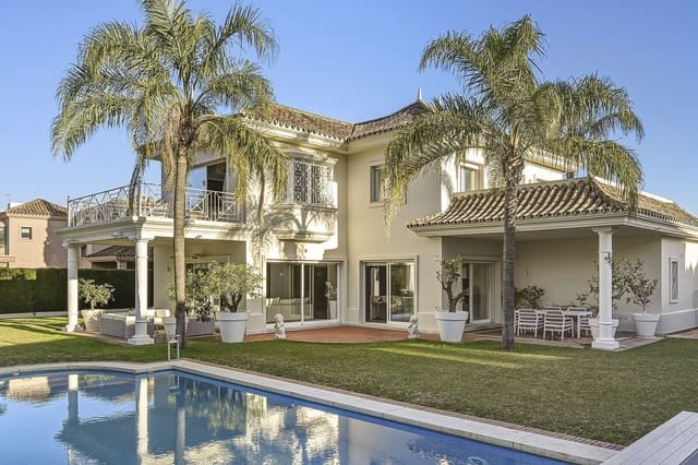 5 soverom Villa til salgs i Guadalmina Alta, Marbella med svømmebasseng garasje - € 2 200 000 (Ref: 9875987)
