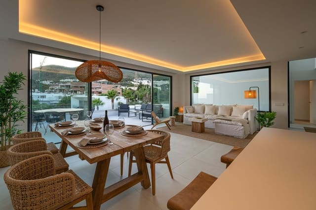 4 soveværelse Villa til salg i Benalmádena pueblo, Benalmádena med swimmingpool garage - € 1.549.000 (Ref: 9875988)