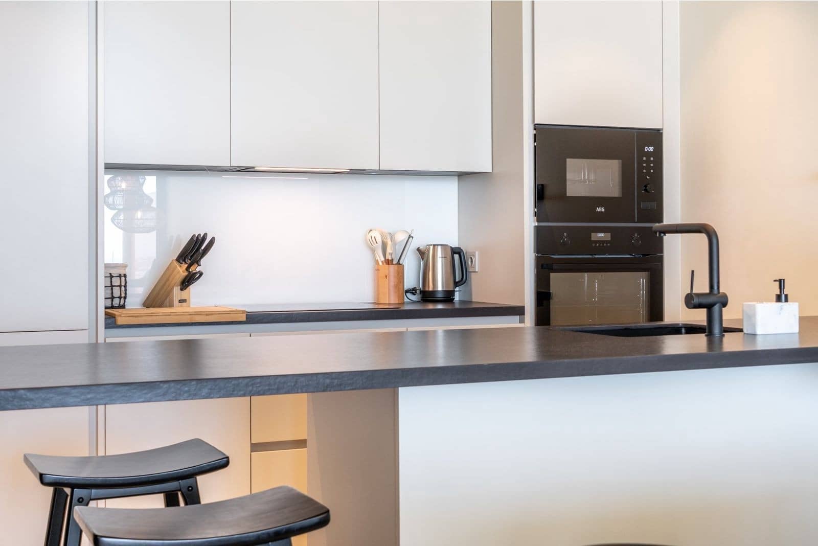 2 Zimmer Apartment zu verkaufen in Fuengirola mit Pool Garage - 695.000 € (Ref: 9875989)
