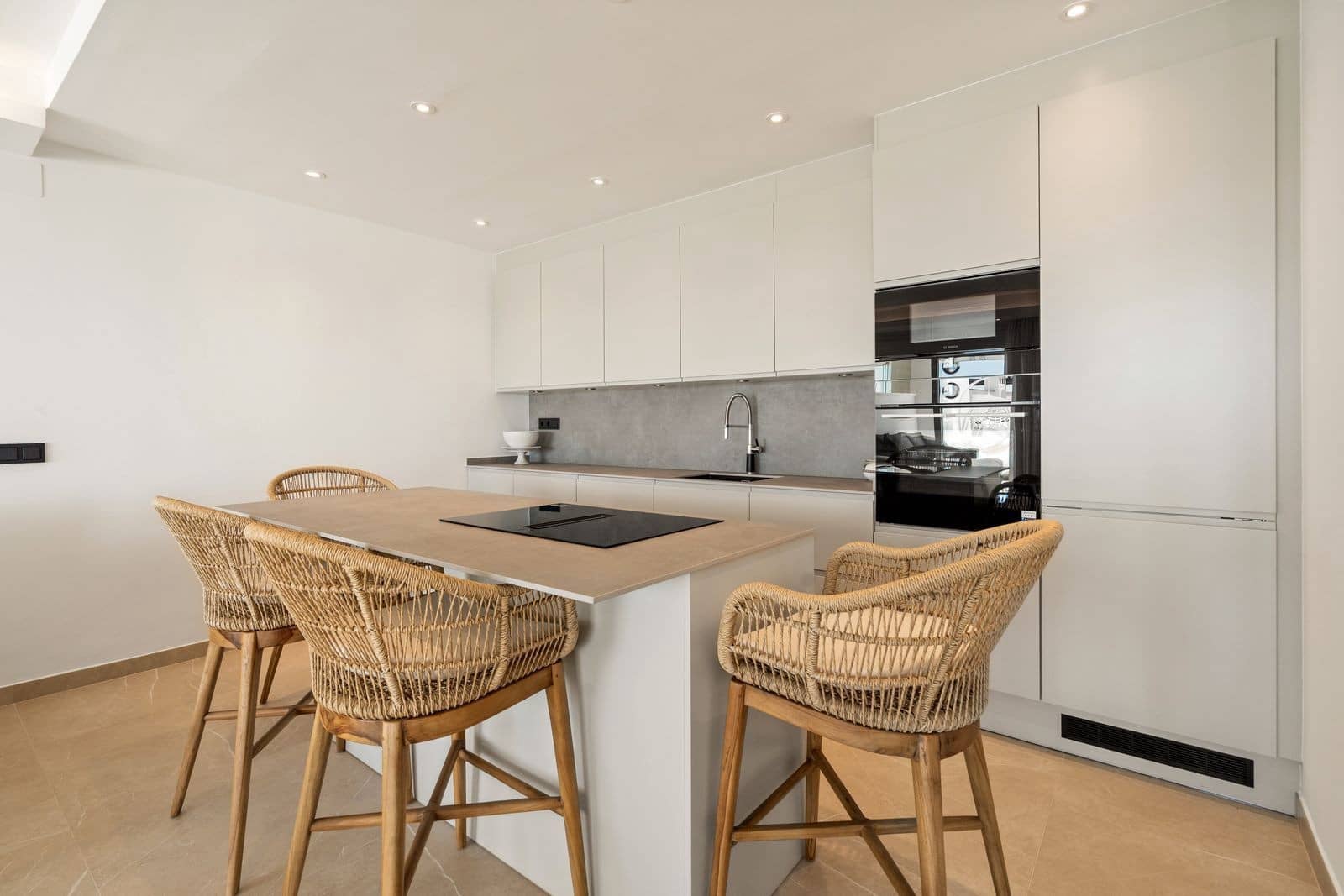 3 soverom Hus til salgs i Marbella med svømmebasseng garasje - € 1 180 000 (Ref: 9878265)