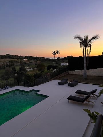 5 chambre Villa/Maison à vendre à El Paraiso, Estepona avec piscine garage - 4 750 000 € (Ref: 9890059)