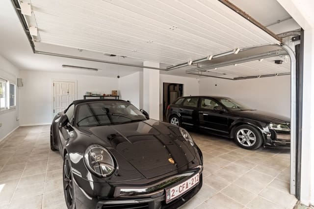 5 chambre Villa/Maison à vendre à El Paraiso, Estepona avec piscine garage - 4 750 000 € (Ref: 9890059)