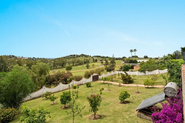 5 chambre Villa/Maison à vendre à El Paraiso, Estepona avec piscine garage - 4 750 000 € (Ref: 9890059)