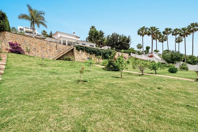 5 chambre Villa/Maison à vendre à El Paraiso, Estepona avec piscine garage - 4 750 000 € (Ref: 9890059)