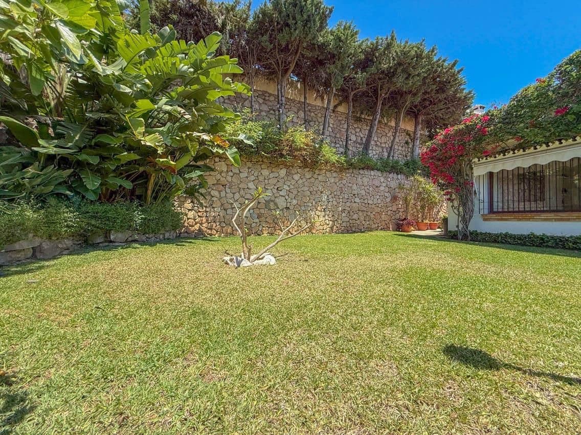 3 slaapkamer Huis te koop in Torremuelle met zwembad garage - € 900.000 (Ref: 9890061)