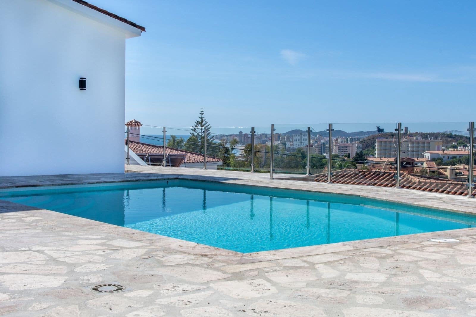 4 camera da letto Villa in vendita in Fuengirola con piscina garage - 1.475.000 € (Rif: 9890062)