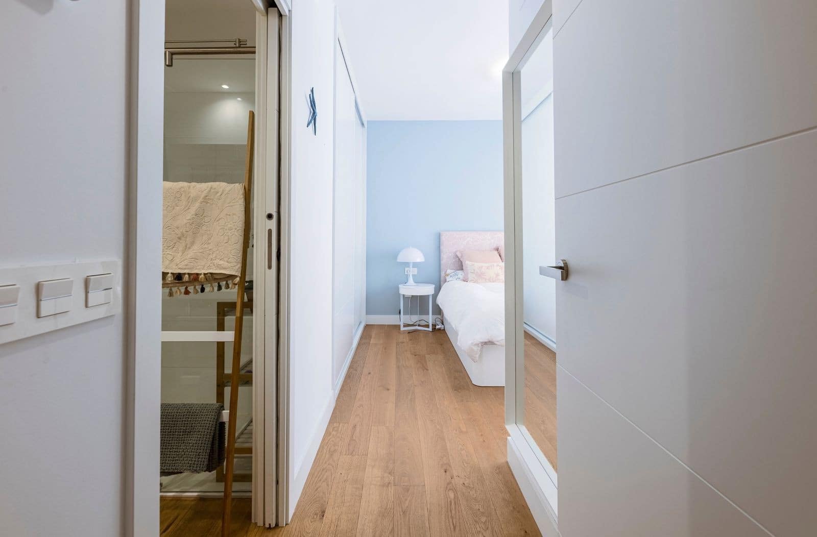 3 sypialnia Apartament na sprzedaż w Mijas Costa z basenem garażem - 695 000 € (Ref: 9890064)