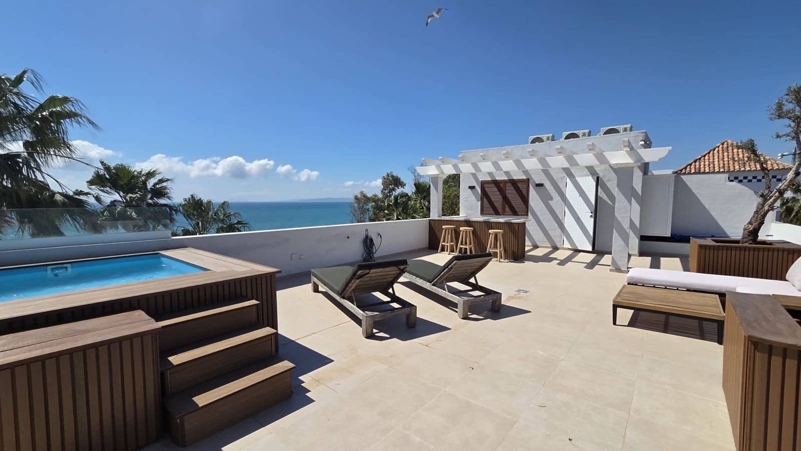 2 sovrum Takvåning till salu i Estepona - 1 300 000 € (Ref: 9890066)