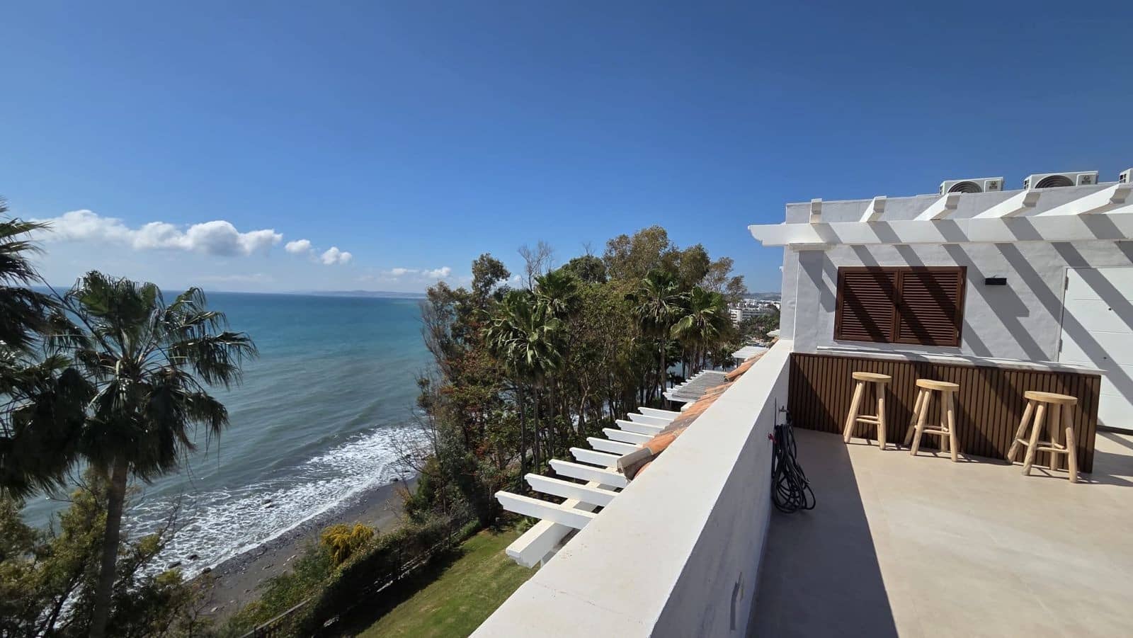2 sovrum Takvåning till salu i Estepona - 1 300 000 € (Ref: 9890066)