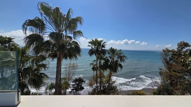 2 sovrum Takvåning till salu i Estepona - 1 300 000 € (Ref: 9890066)