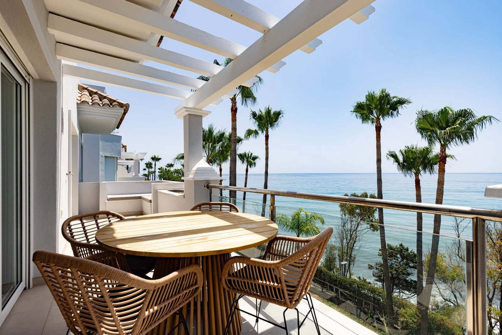 2 sovrum Takvåning till salu i Estepona - 1 300 000 € (Ref: 9890066)