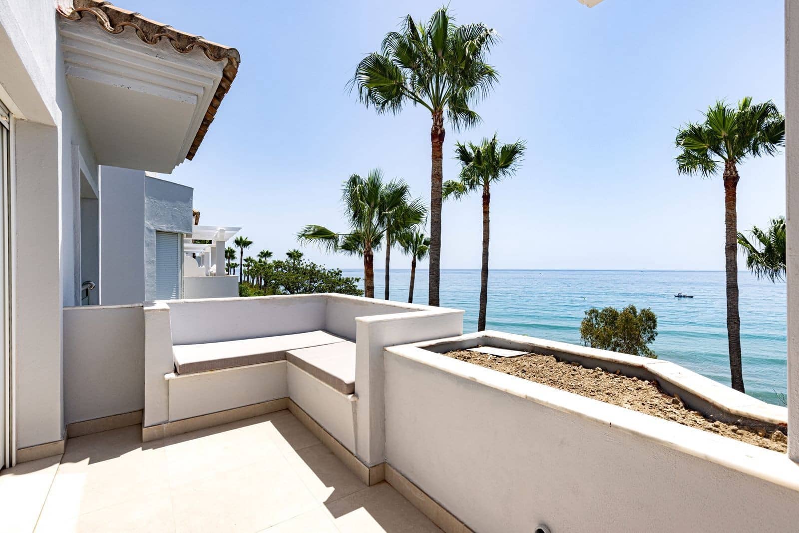 2 sovrum Takvåning till salu i Estepona - 1 300 000 € (Ref: 9890066)