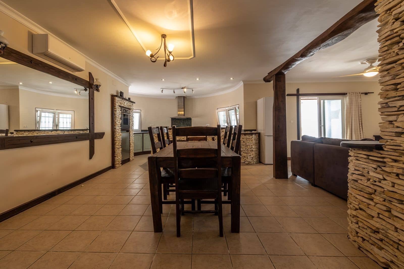 Chalet de 6 habitaciones en El Faro en venta con piscina garaje - 1.595.000 € (Ref: 9890067)