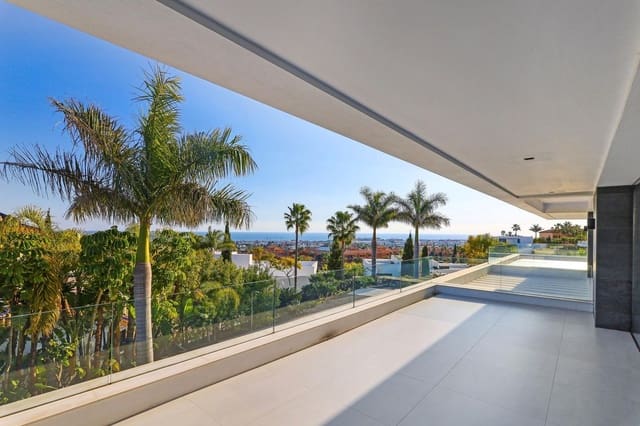 6 bedroom Villa for sale in Los Flamingos, Benahavís with pool garage - € 4,900,000 (Ref: 9890068)
