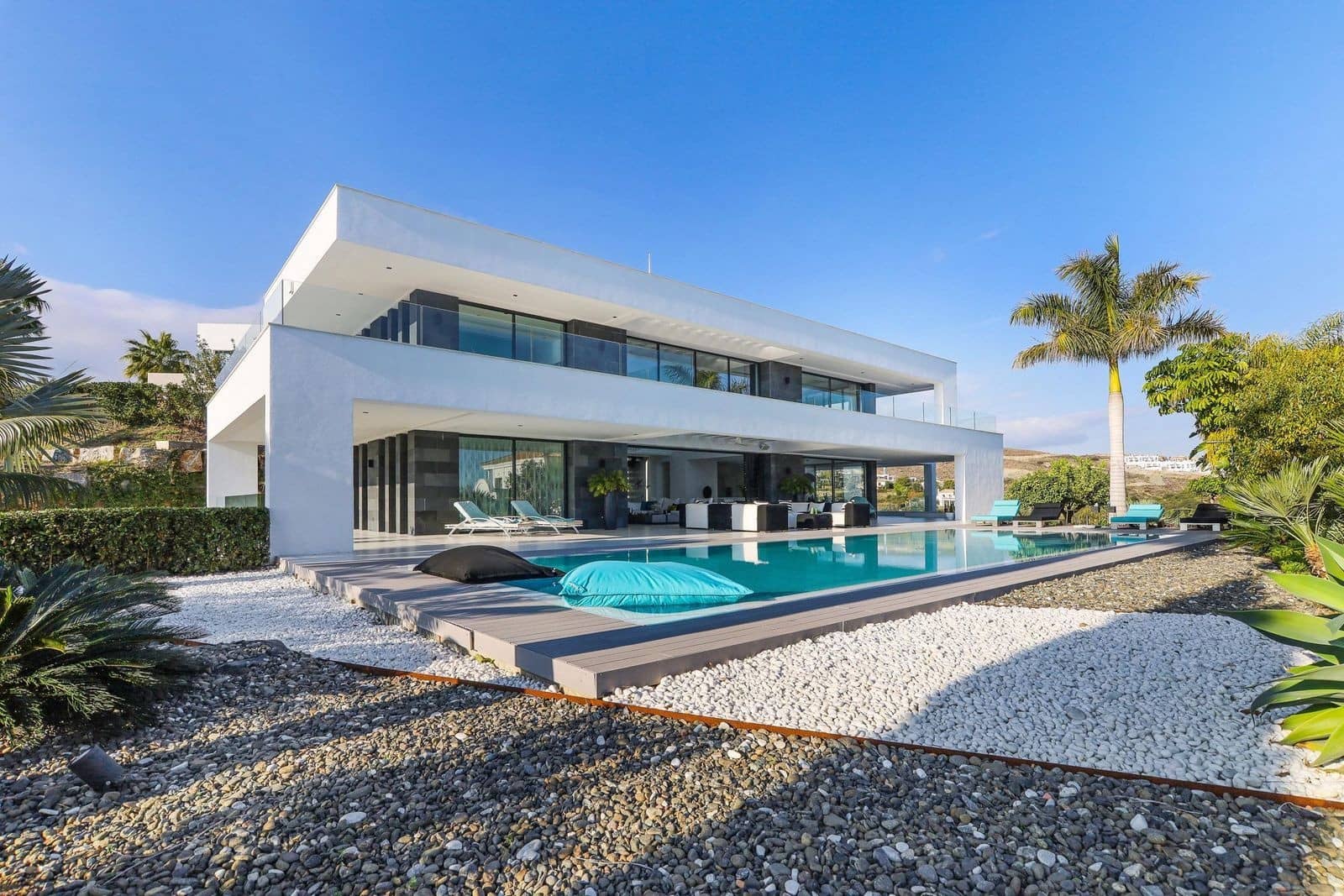 6 bedroom Villa for sale in Los Flamingos with pool garage - € 4,900,000 (Ref: 9890068)