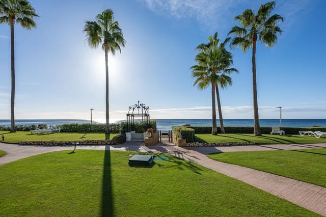 3 sypialnia Apartament na sprzedaż w Estepona z basenem garażem - 2 995 000 € (Ref: 9904282)