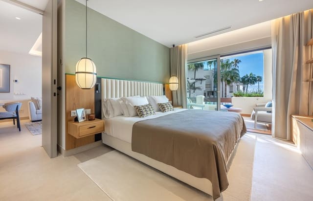 3 soverom Leilighet til salgs i Estepona med svømmebasseng garasje - € 1 895 000 (Ref: 9904283)
