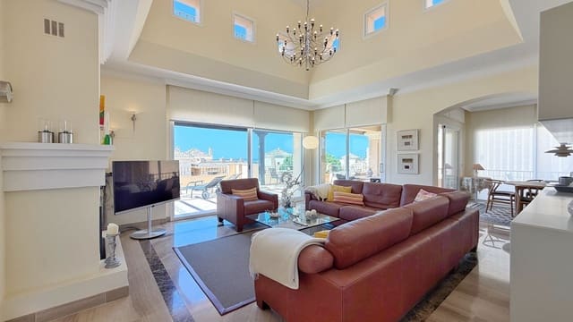 4 camera da letto Attico in vendita in Marbella con piscina garage - 1.575.000 € (Rif: 9920127)