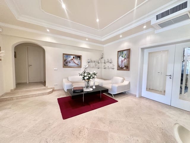 6 chambre Villa/Maison à vendre à Marbella avec piscine garage - 3 360 000 € (Ref: 9920132)