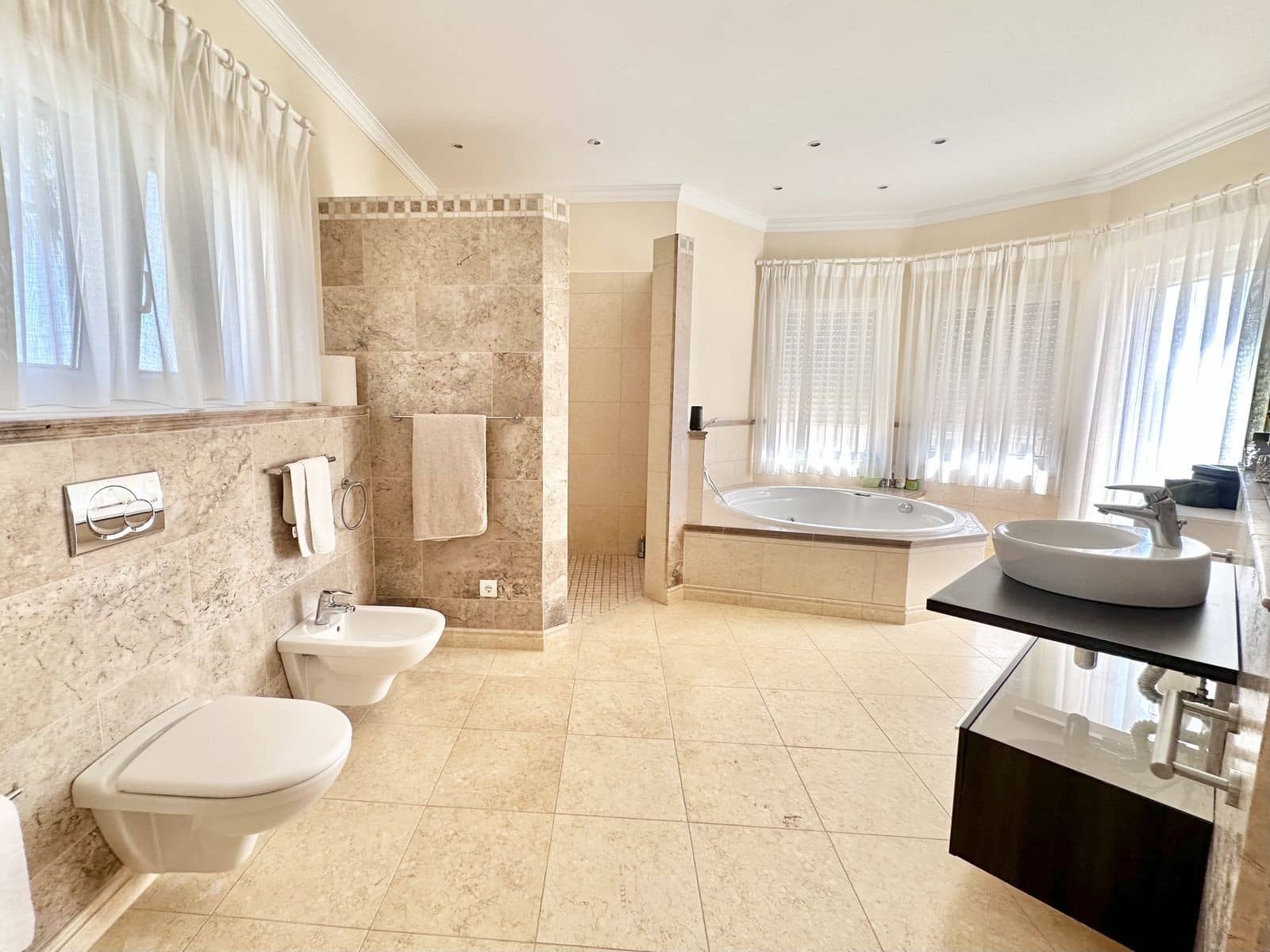 6 chambre Villa/Maison à vendre à Marbella avec piscine garage - 3 360 000 € (Ref: 9920132)