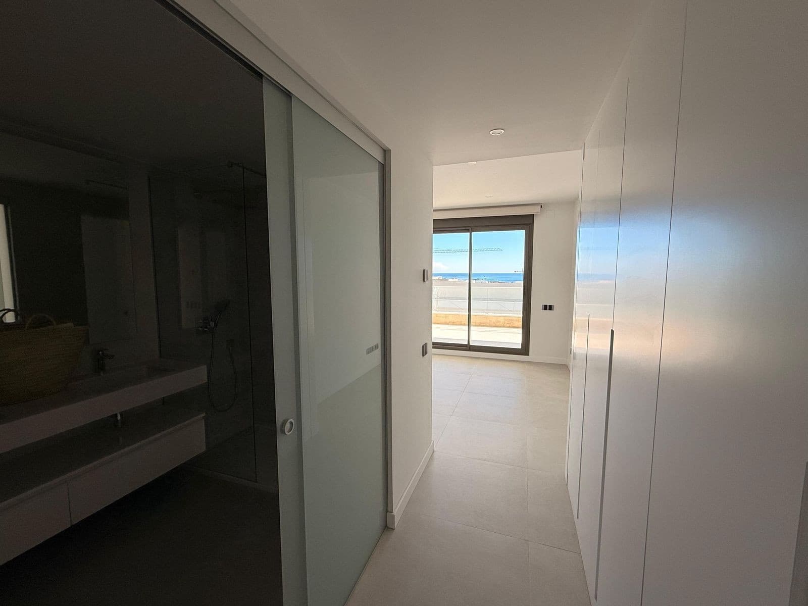 3 quarto Apartamento para venda em New Golden Mile com piscina garagem - 940 000 € (Ref: 9920134)