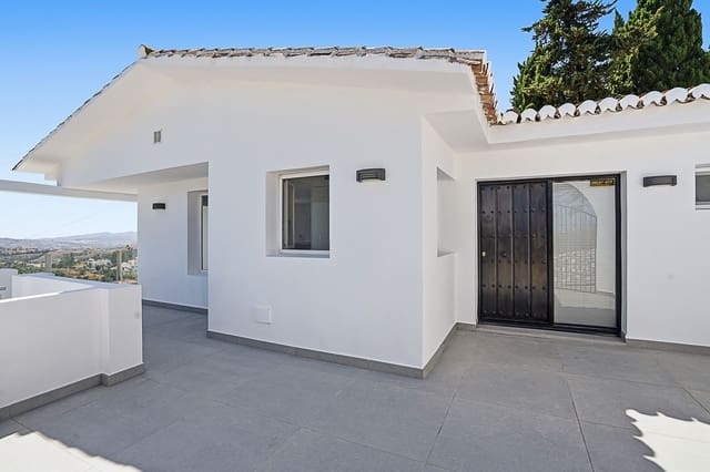 3 soverom Villa til salgs i Mijas med svømmebasseng garasje - € 1 450 000 (Ref: 9920135)
