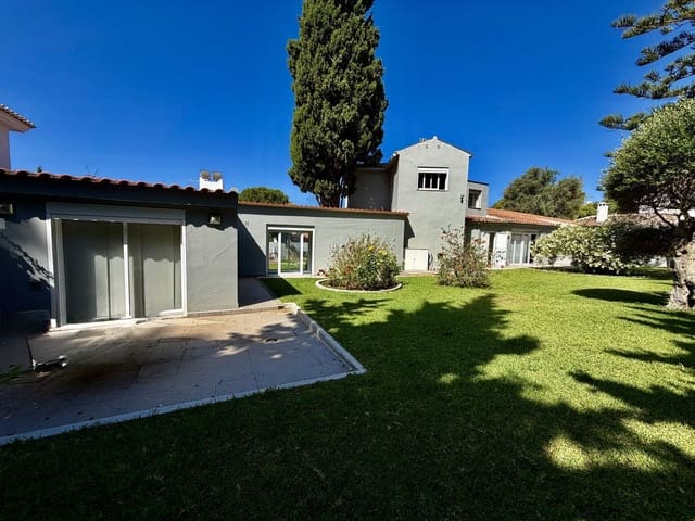 4 chambre Villa/Maison à vendre à Marbella avec piscine garage - 1 725 000 € (Ref: 9921952)