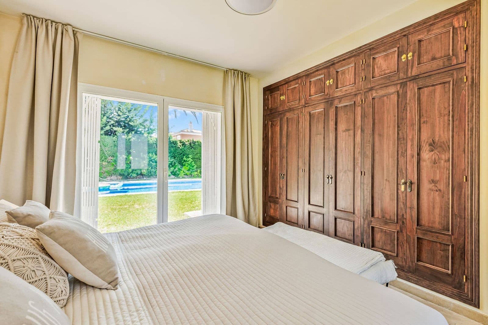 4 camera da letto Villa in vendita in Estepona con piscina garage - 2.495.000 € (Rif: 9924322)