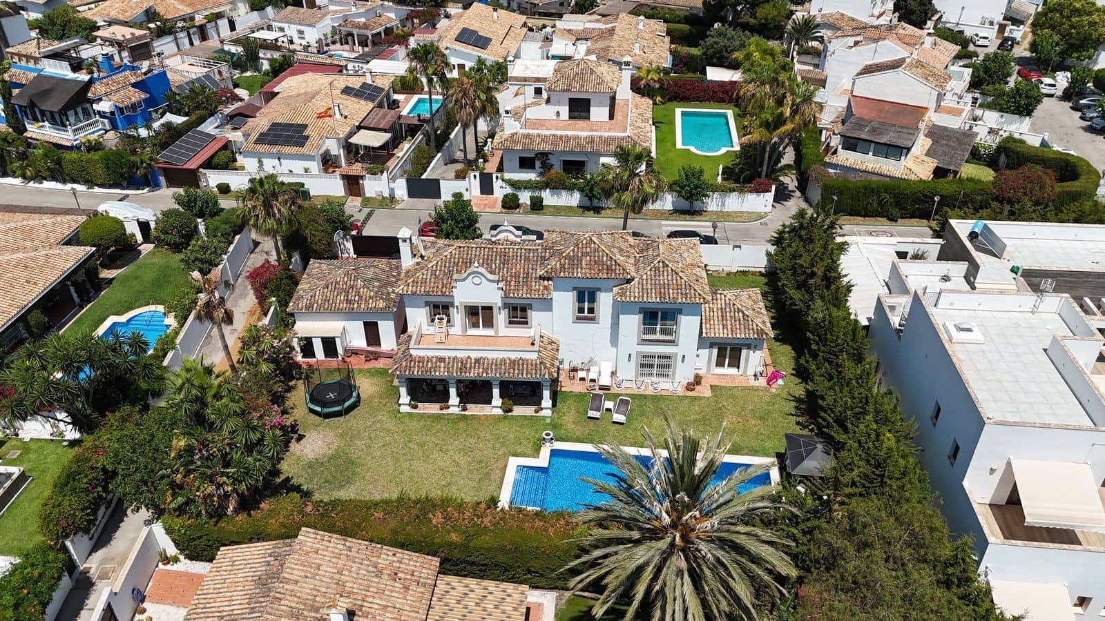 4 camera da letto Villa in vendita in Estepona con piscina garage - 2.495.000 € (Rif: 9924322)