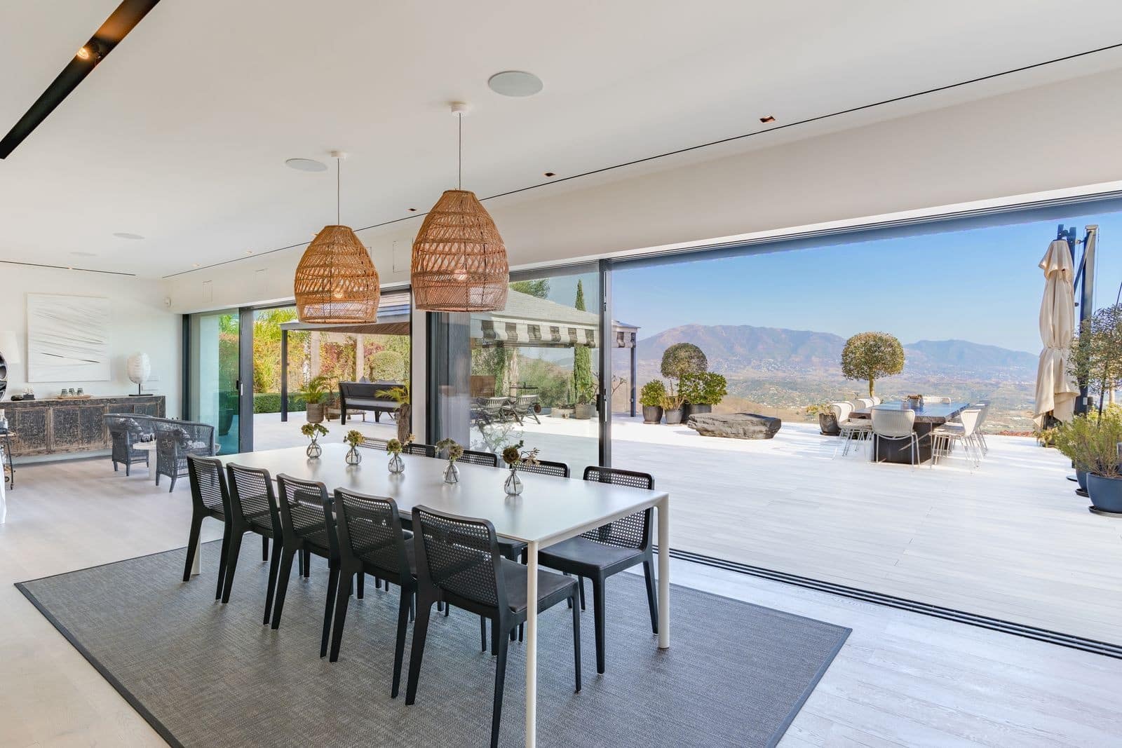 6 sovrum Villa till salu i Marbella med pool garage - 3 950 000 € (Ref: 9924325)