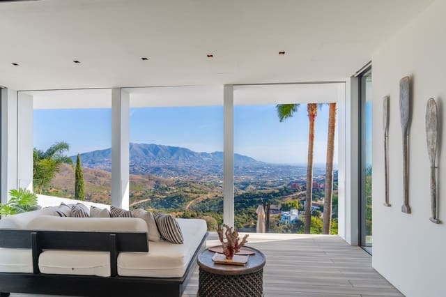 6 sovrum Villa till salu i Marbella med pool garage - 3 950 000 € (Ref: 9924325)