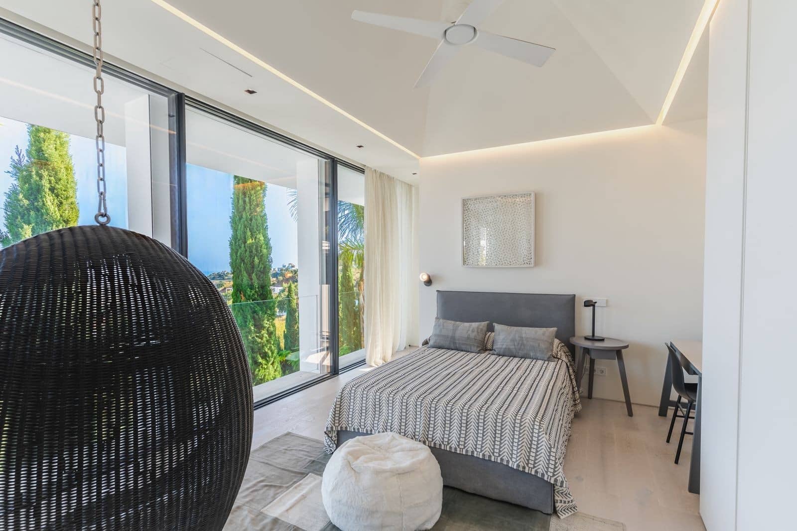 6 sovrum Villa till salu i Marbella med pool garage - 3 950 000 € (Ref: 9924325)