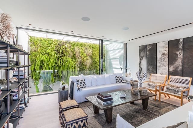 6 sovrum Villa till salu i Marbella med pool garage - 3 950 000 € (Ref: 9924325)
