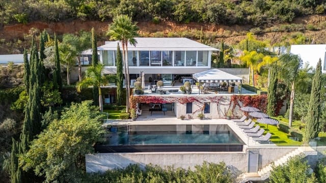 6 sovrum Villa till salu i Marbella med pool garage - 3 950 000 € (Ref: 9924325)