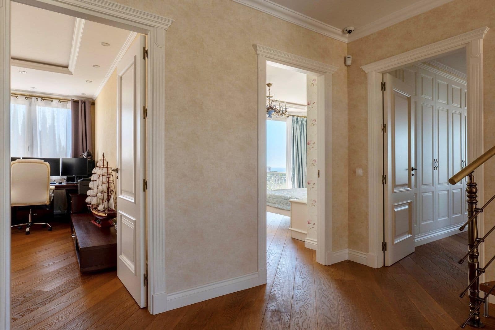 4 sypialnia Willa na sprzedaż w Marbella z basenem garażem - 3 790 000 € (Ref: 9924326)