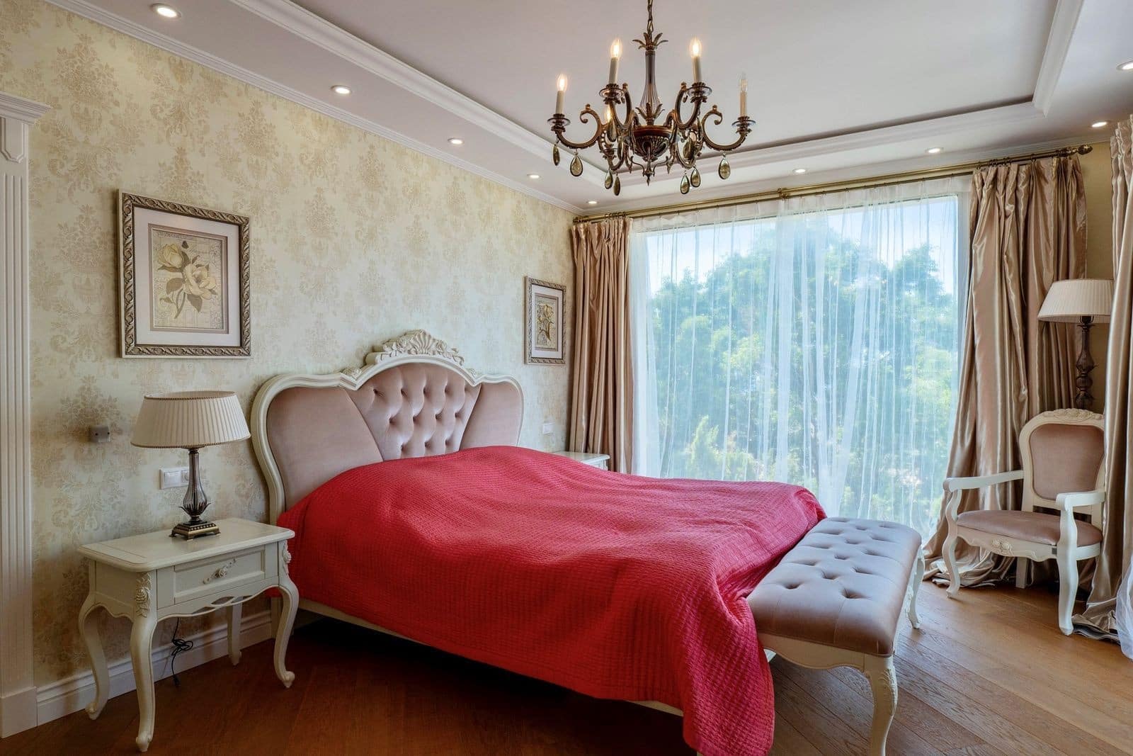 4 sypialnia Willa na sprzedaż w Marbella z basenem garażem - 3 790 000 € (Ref: 9924326)