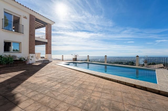 3 slaapkamer Villa te koop in Mijas met zwembad garage - € 1.460.000 (Ref: 9924327)