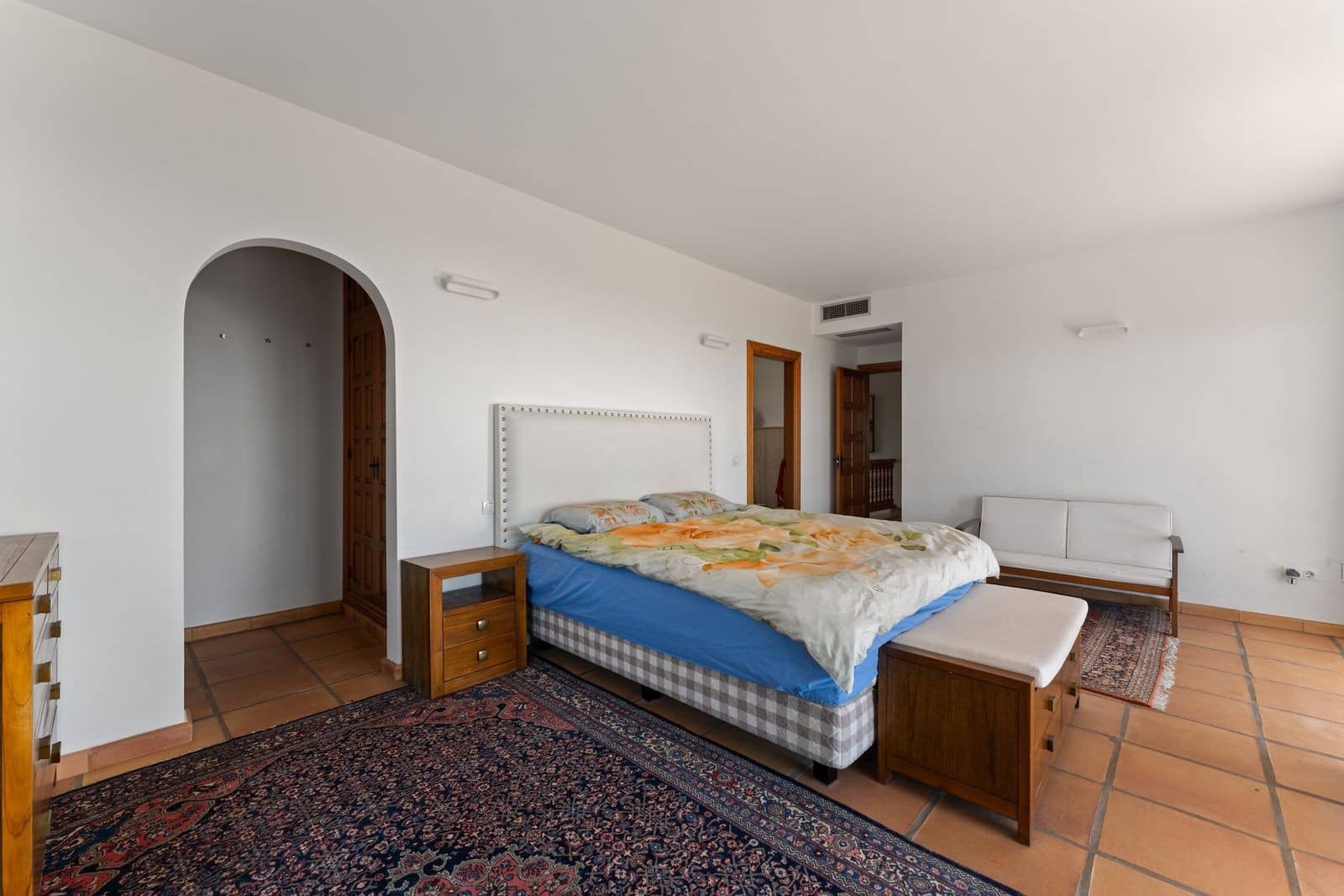 3 bedroom Villa for sale in Mijas with pool garage - € 1,460,000 (Ref: 9924327)