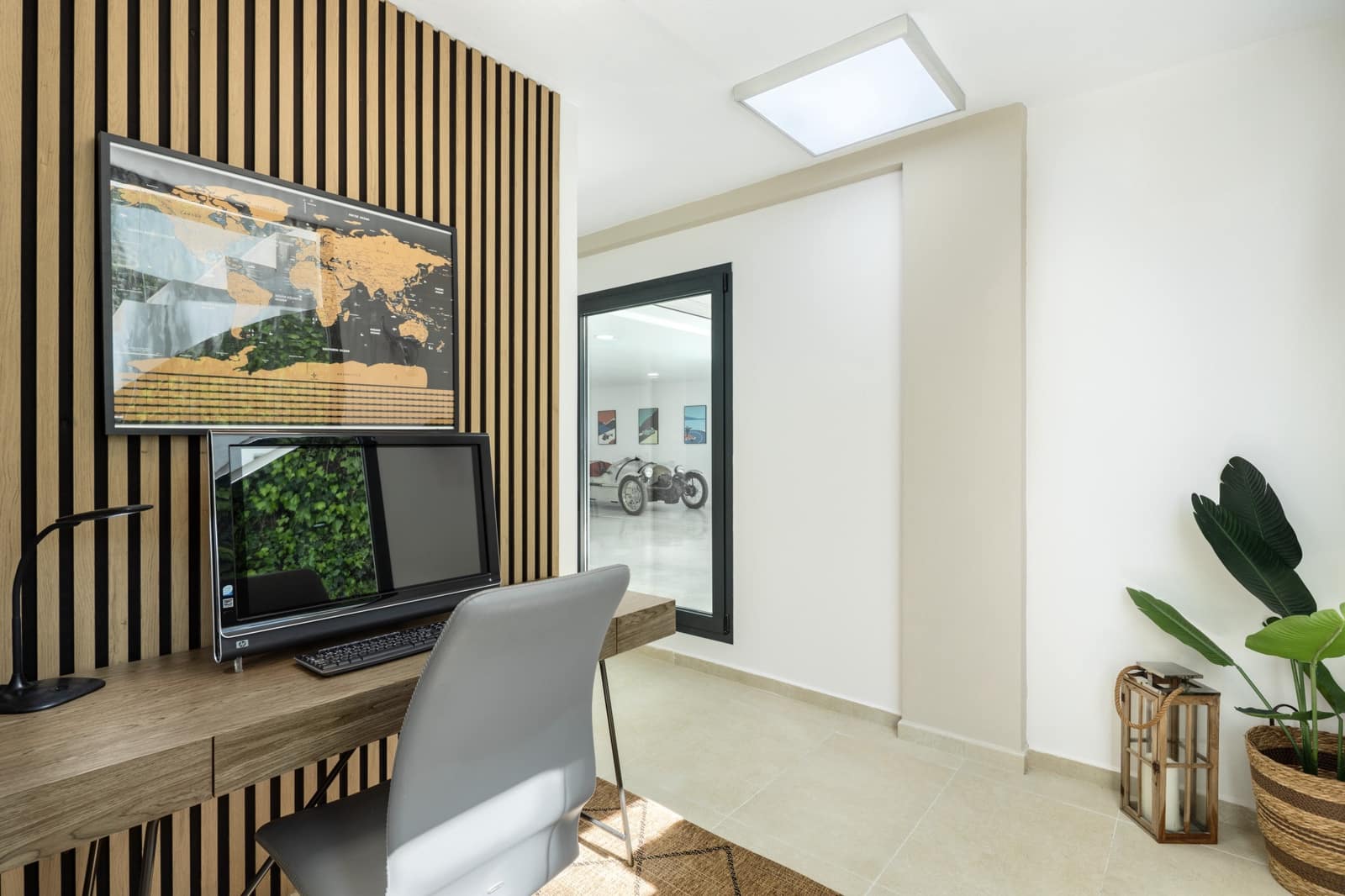 5 bedroom Villa for sale in Nueva Andalucia with pool garage - € 3,950,000 (Ref: 9927072)