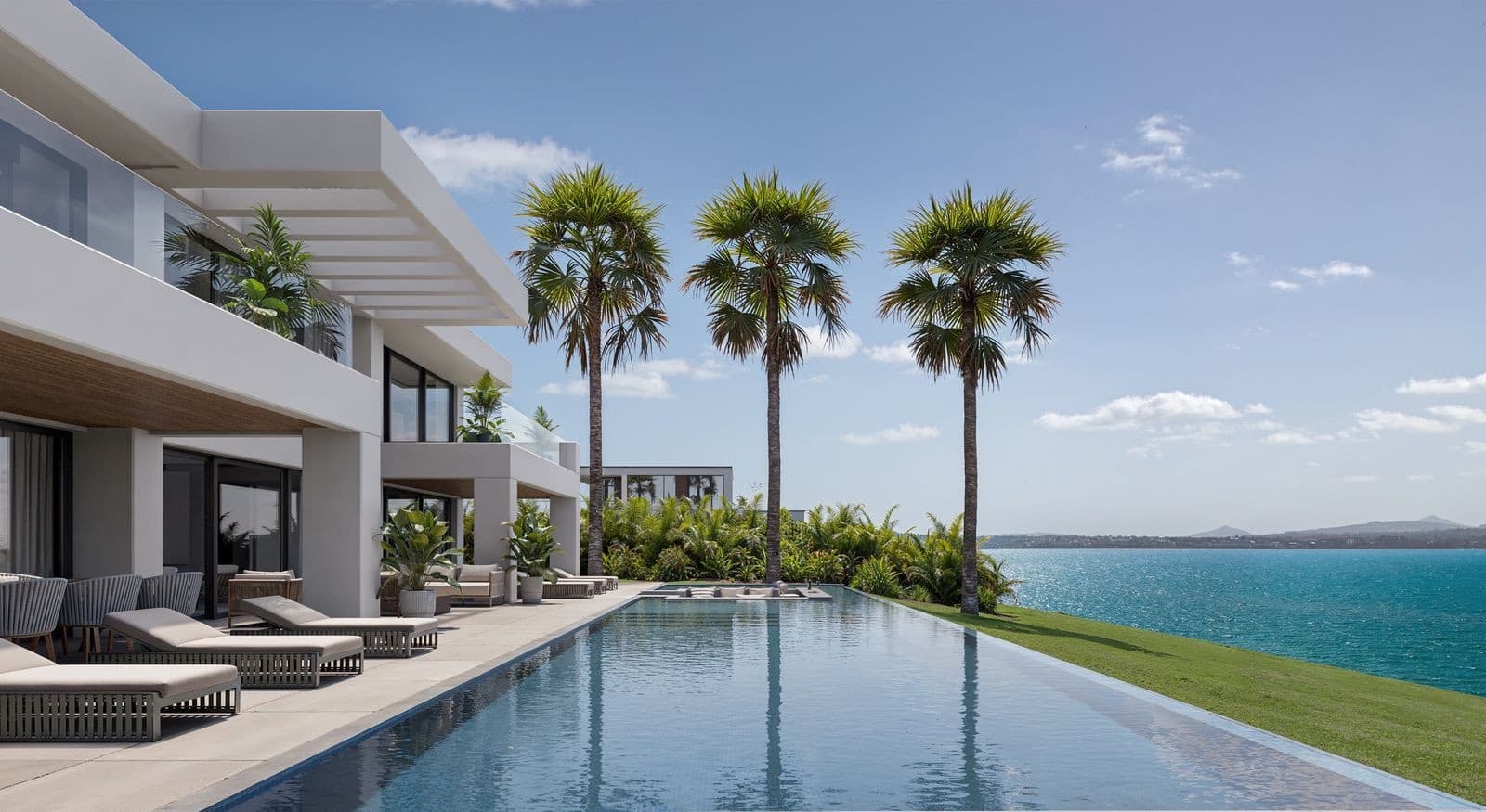 4 slaapkamer Villa te koop in Manilva met zwembad garage - € 3.700.000 (Ref: 9936092)
