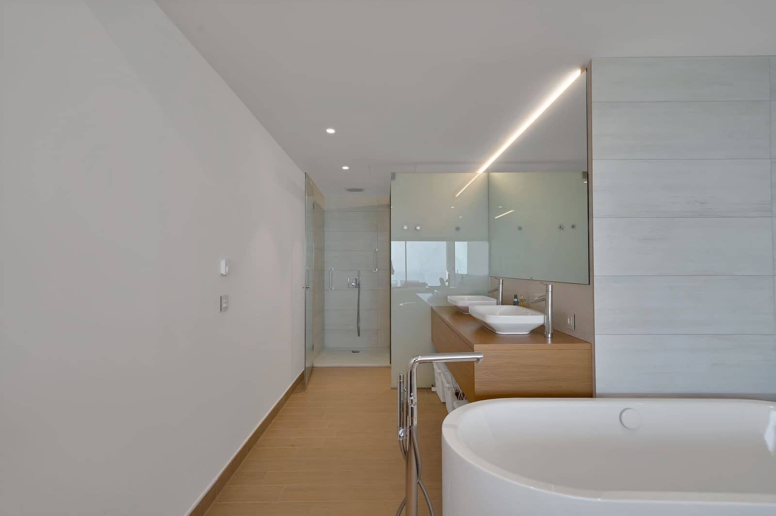 3 slaapkamer Penthouse te koop in Fuengirola met zwembad garage - € 1.149.900 (Ref: 9937876)