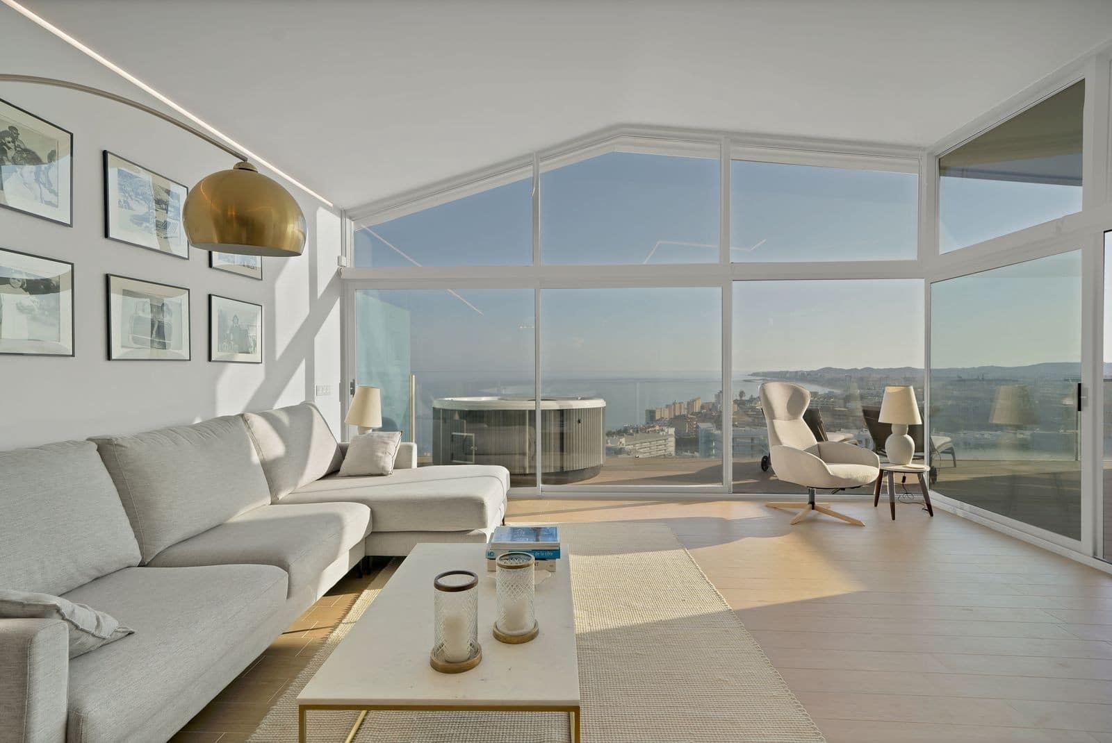 3 slaapkamer Penthouse te koop in Fuengirola met zwembad garage - € 1.149.900 (Ref: 9937876)