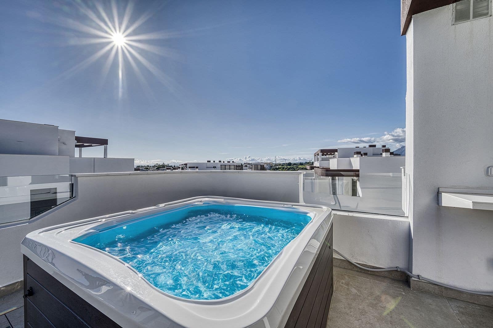 3 soveværelse Penthouse til salg i Cancelada med swimmingpool garage - € 890.000 (Ref: 9939669)
