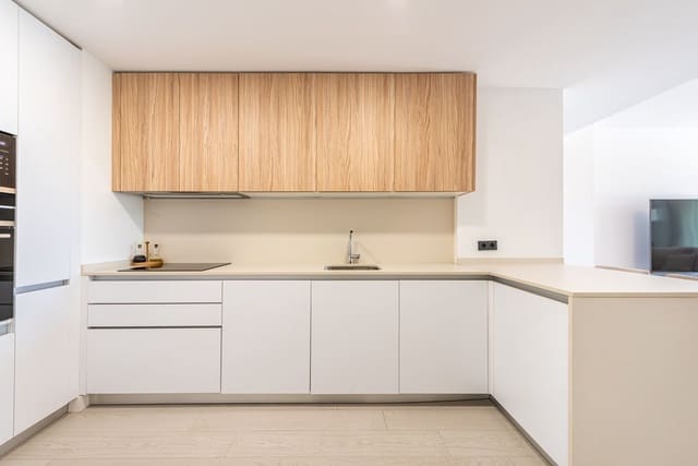Apartamento de 2 habitaciones en Marbella en venta con piscina garaje - 540.000 € (Ref: 9939672)