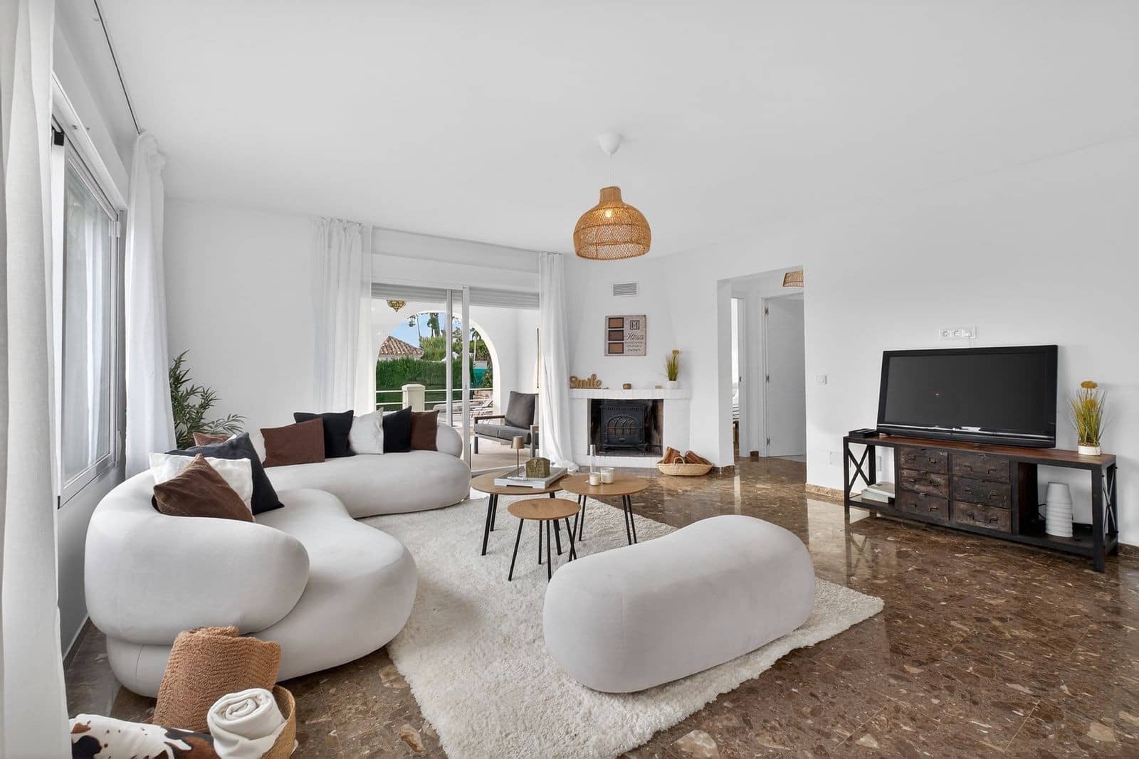 4 quarto Moradia para venda em Marbella com piscina garagem - 1 550 000 € (Ref: 9939674)