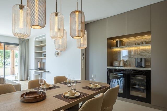 3 Zimmer Apartment zu verkaufen in Marbella mit Pool Garage - 2.190.000 € (Ref: 9939677)