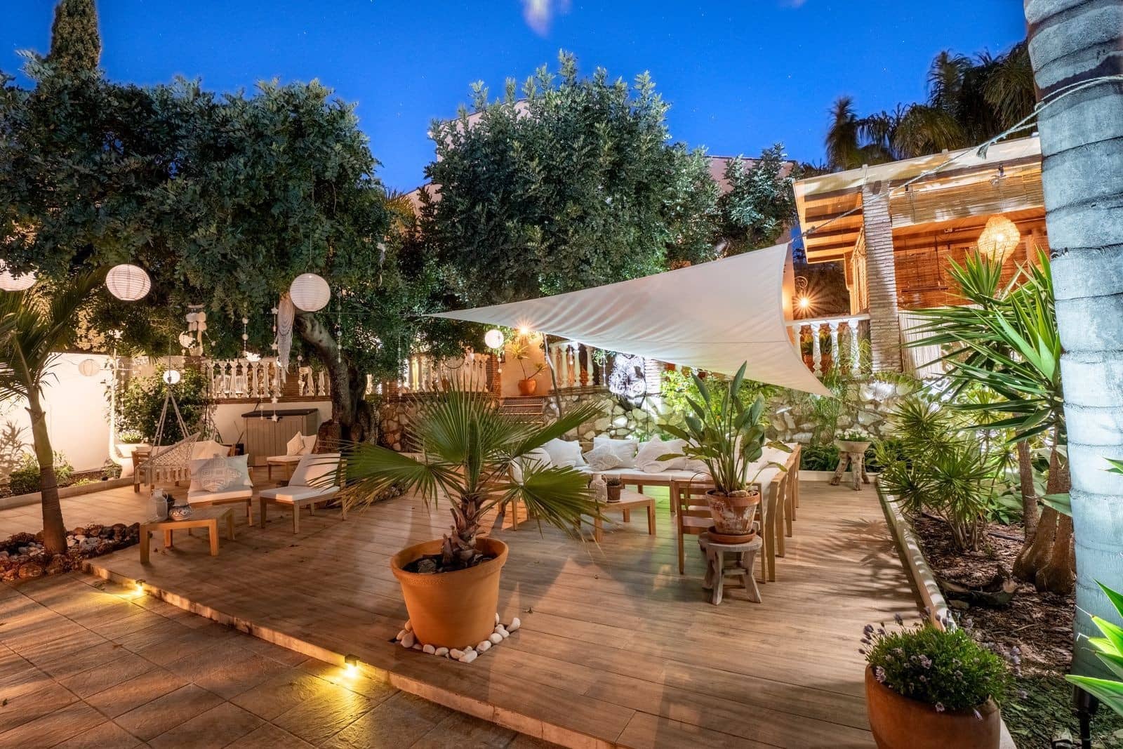 6 Zimmer Villa zu verkaufen in Benalmadena mit Pool Garage - 2.595.000 € (Ref: 9939679)