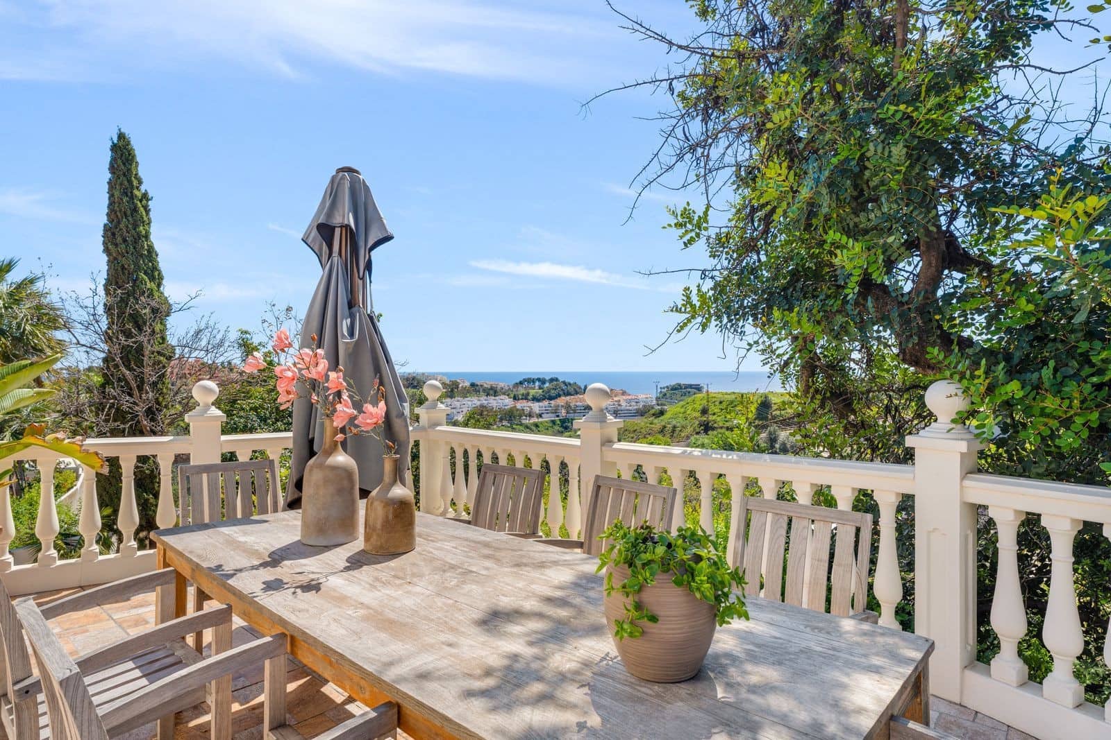 6 Zimmer Villa zu verkaufen in Benalmadena mit Pool Garage - 2.595.000 € (Ref: 9939679)