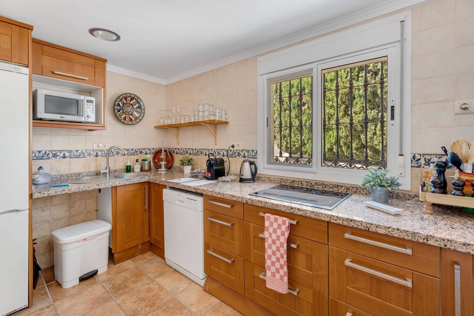 6 Zimmer Villa zu verkaufen in Benalmadena mit Pool Garage - 2.595.000 € (Ref: 9939679)
